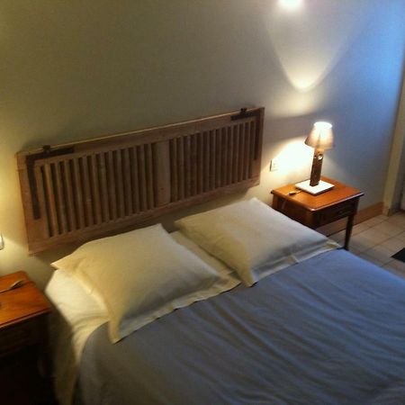 Bed and Breakfast La Ferme Des Vignes Hotot-en-Auge Екстер'єр фото